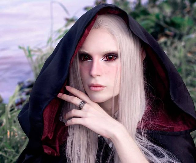 Аргентинець витратив 30 тисяч доларів, щоб стати ельфом - фото 163955