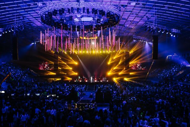 Як пройшов найбільш видовищний концерт Джамали в Києві: фотозвіт - фото 166285