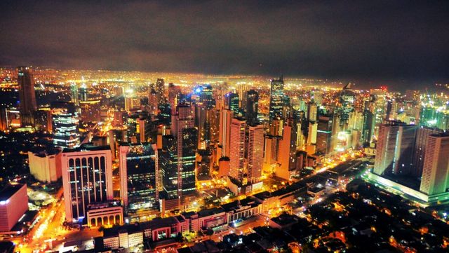 Це – життя у найбільш заселеному місті світу - фото 167594