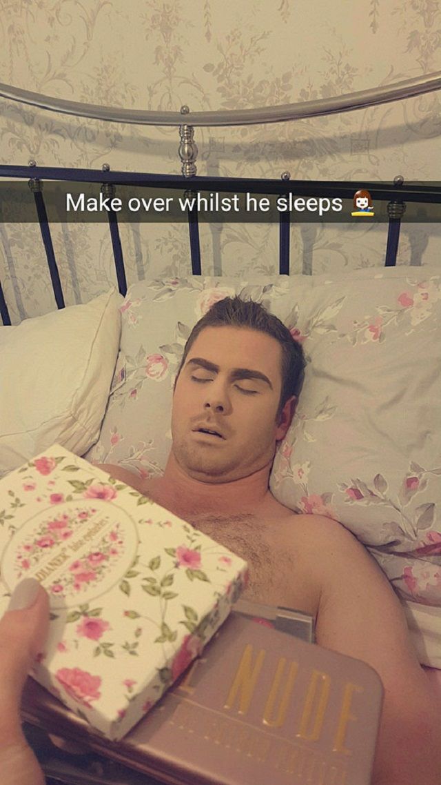 Британка креативно помстилася хлопцю, який проспав побачення - фото 168288