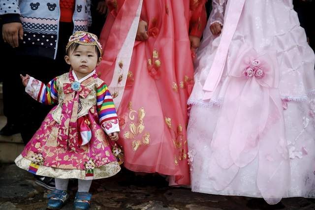 Як живуть діти в Північній Кореї: шокуючі фото - фото 168006
