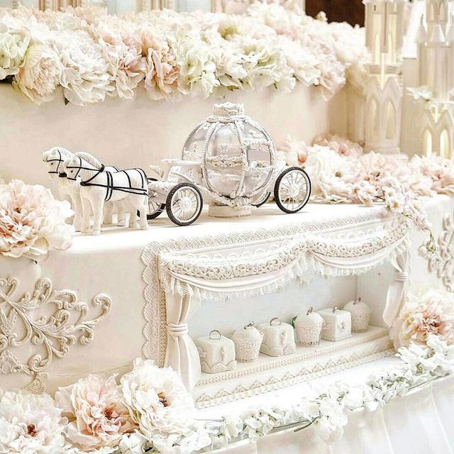 Як виглядають весільні торти в Індонезії: казкові фото - фото 169152