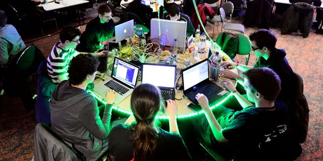 Стажери - фото 164529