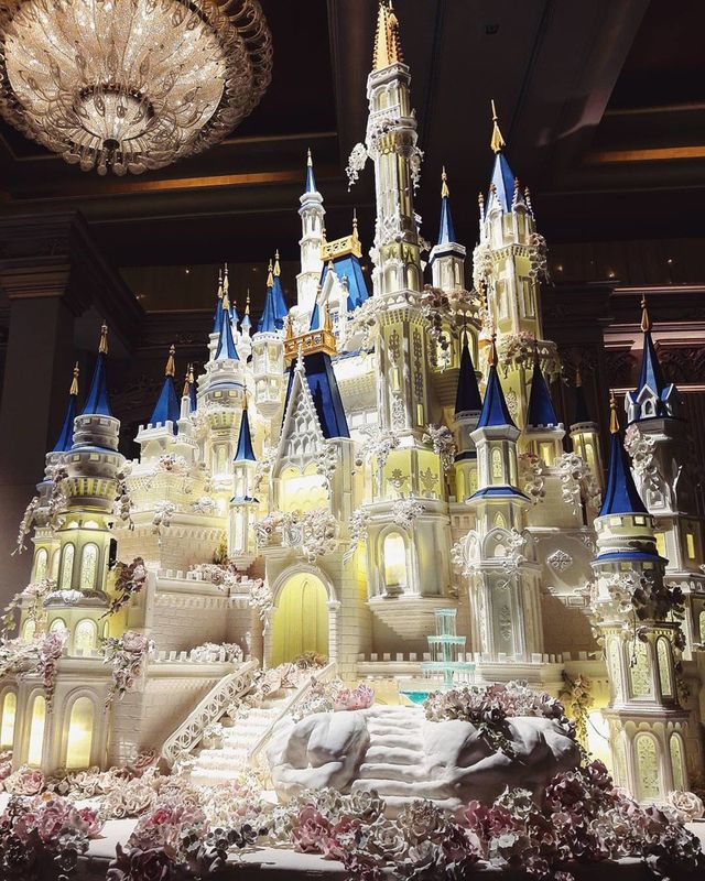 Як виглядають весільні торти в Індонезії: казкові фото - фото 169136