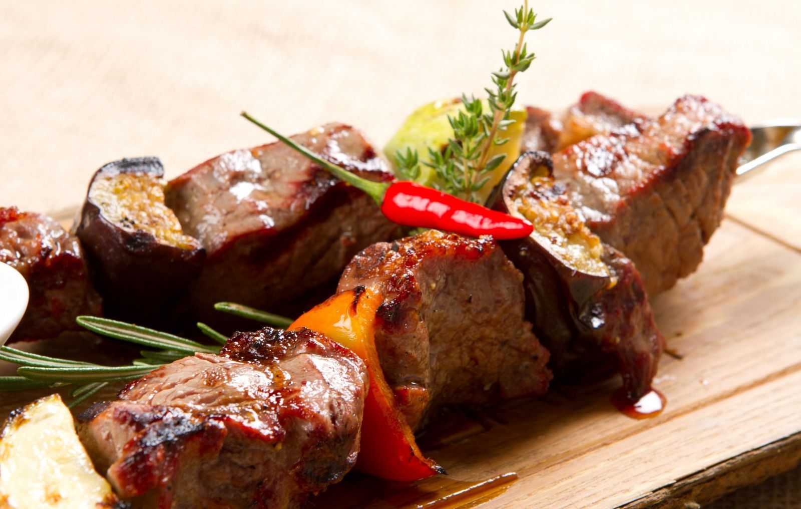 Чим небезпечний шашлик із супермаркету