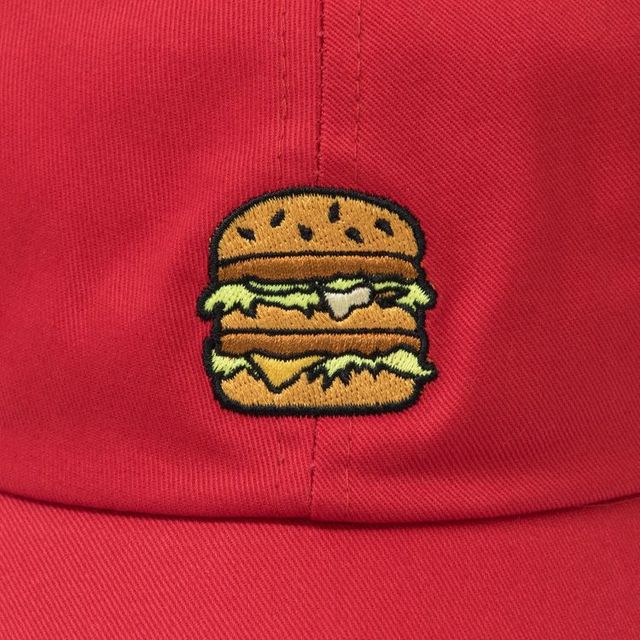 McDonald's випустив колекцію одягу - фото 172914