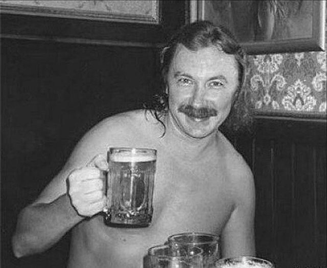 Від Мерк'юрі до Зіброва: ТОП-10 вусанів світової сцени - фото 175956