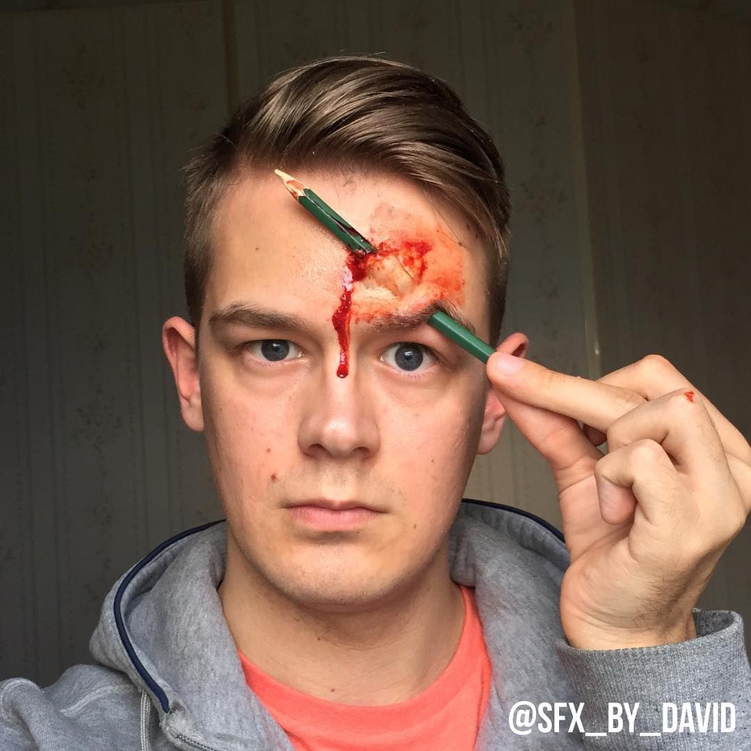 Моторошний грим від 23-річного британця: вражаючі фото (18+)