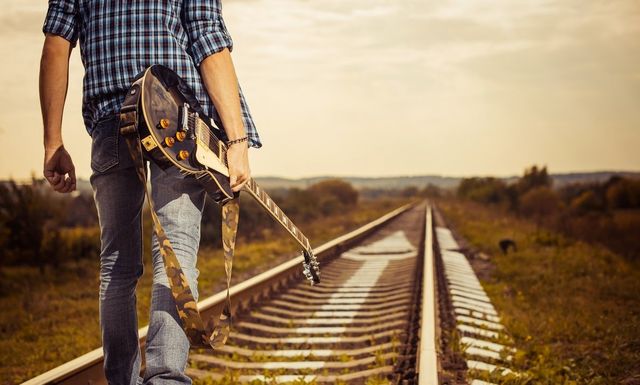 Цей тип чоловіків жінки вважають найпривабливішим - фото 171590