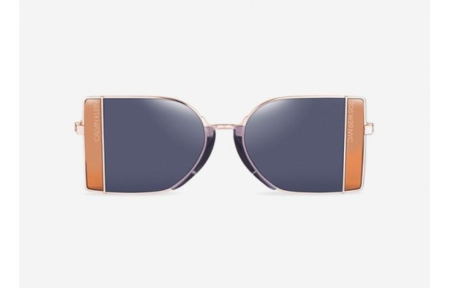 Calvin Klein випустив доволі незвичні окуляри - фото 174650