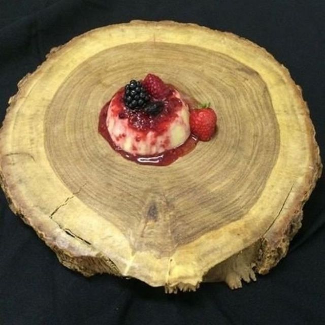 Як виглядають найдивніші способи подачі страв у закладах: вражаючі фото - фото 174758