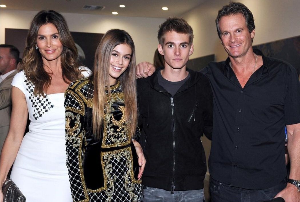 Весь у маму! 17-річний син Сінді Кроуфорд став моделлю