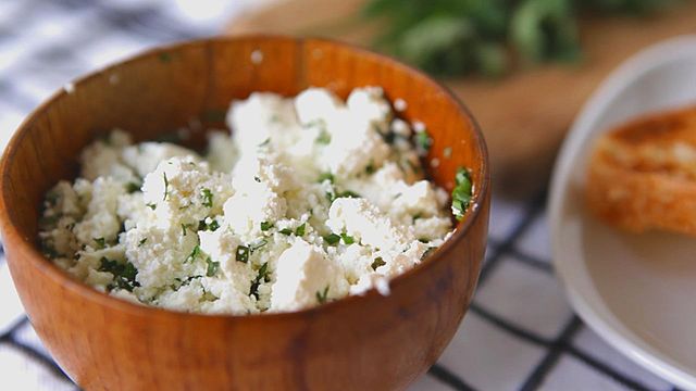 Продукти, які шкодять здоров'ю, якщо їх з'їсти в неправильний час - фото 176983