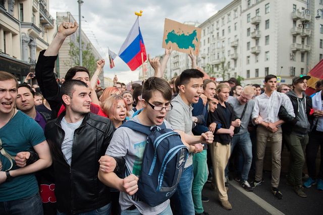 Навальному загрожує 30 днів арешту за мітинг - фото 173646