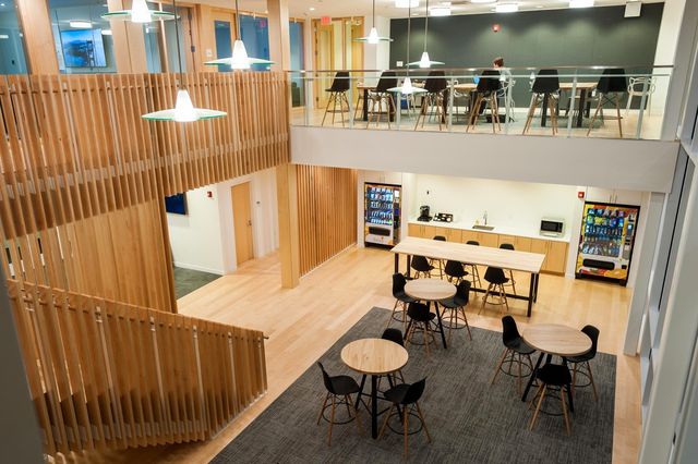 Мрія кожного студента: як виглядає гуртожиток у Массачусетсі - фото 171963