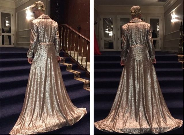 Цей хлопець у золотому плащі затьмарив усіх однокласниць на випускному: ефектні фото - фото 176573