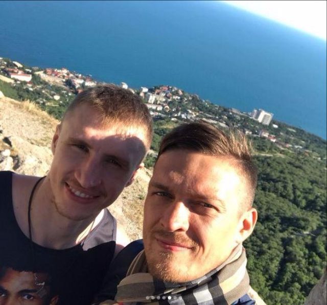 Як Усик відпочиває у Криму: з'явилися фото - фото 171709