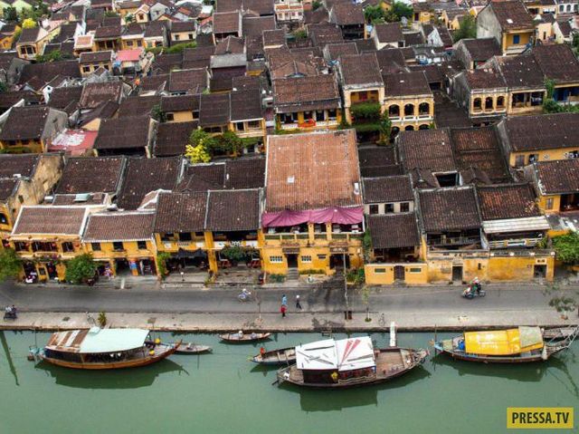 Місто, мешканці якого "застрягли у часі": вражаючі фото - фото 173361