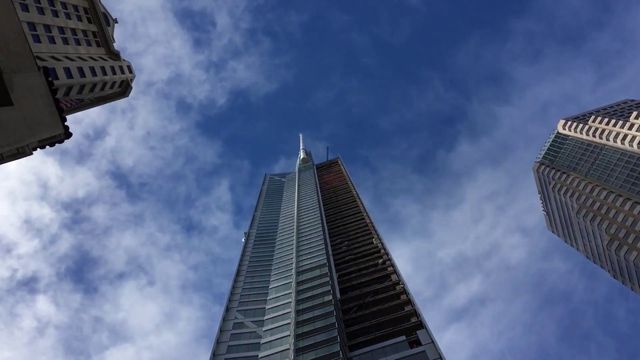 Як виглядає височезний хмарочос у Лос-Анджелесі - фото 177397