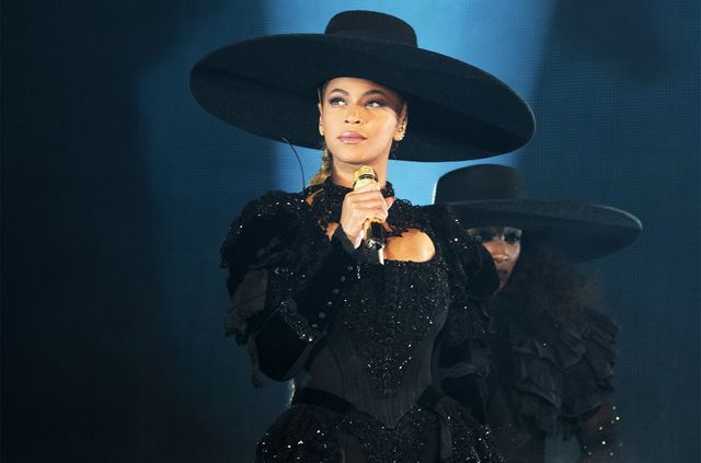 Найпотужніші концерти літа та зізнання Beyonce: 25 червня у трьох фото - фото 176866