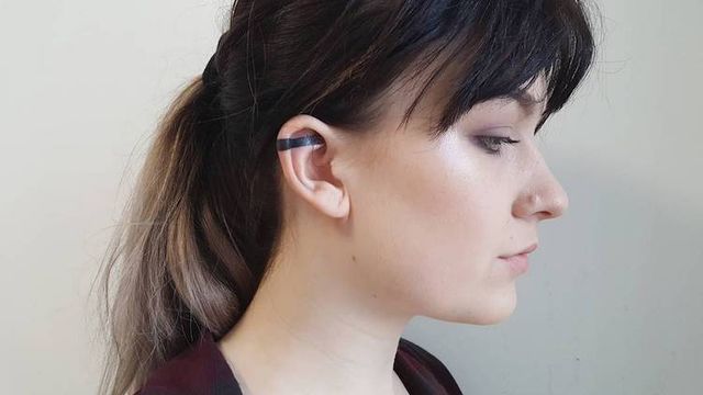 Хелікс-тату перетворюються у тренд: що це і як виглядає - фото 174038