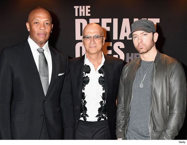 Не впізнати! Eminem вразив новим іміджем - фото 176846