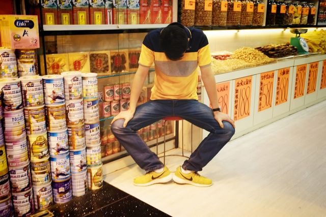 Лови момент! Незвичайна буденність в об'єктиві вуличного фотографа - фото 171467