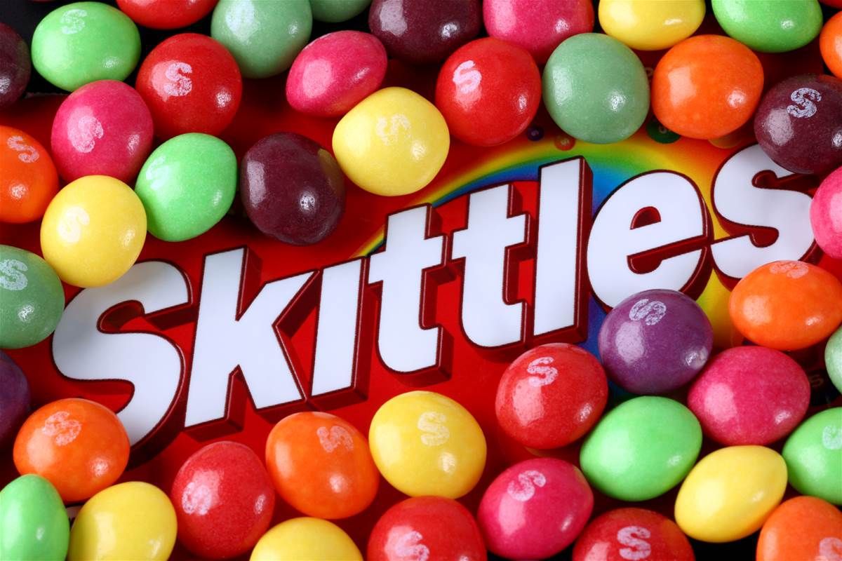 У Британії з'явився безбарвний Skittles: фотофакт