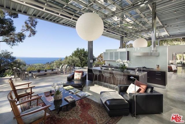 Як виглядає нове помешкання Наталі Портман: розкішні фото - фото 171807