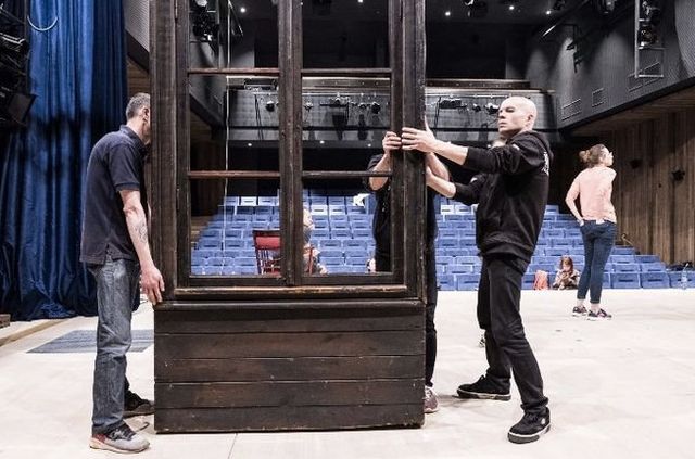 Ви будете вражені: як виглядає скандальний театр на Подолі зсередини - фото 177579