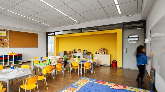 Як виглядає сучасна школа для дітей у Бразилії: неймовірні фото - фото 171835