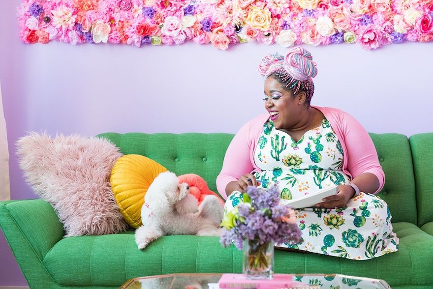 Красива та яскрава: як виглядає найкольоровіша у світі квартира