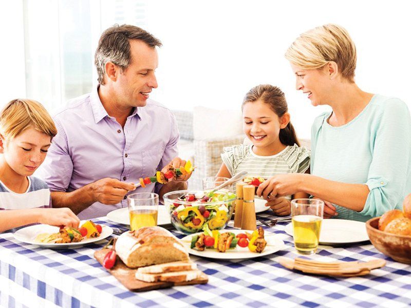 Як друзі та сім'я впливають на ваше здоров'я