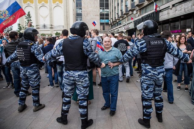Навальному загрожує 30 днів арешту за мітинг - фото 173647