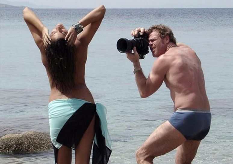 Як проходять еротичні фотосесії журналу Playboy: пікантні знімки (18+)