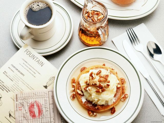 Шалений тренд в Instagram та засніжена Москва: 2 червня у трьох фото - фото 171212