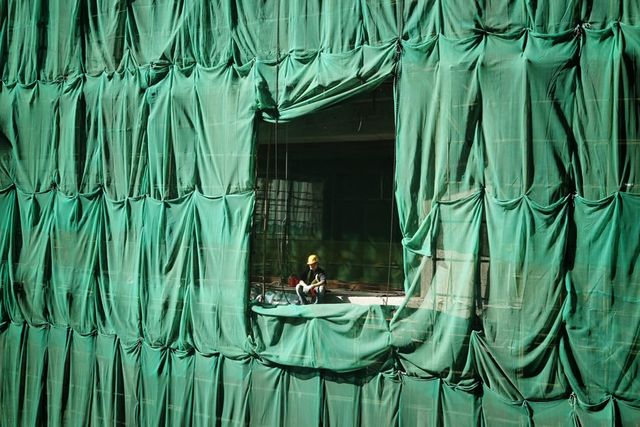 Лови момент! Незвичайна буденність в об'єктиві вуличного фотографа - фото 171460