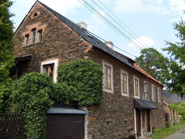 Як виглядають міста світу з найменшою кількістю населення - фото 177037