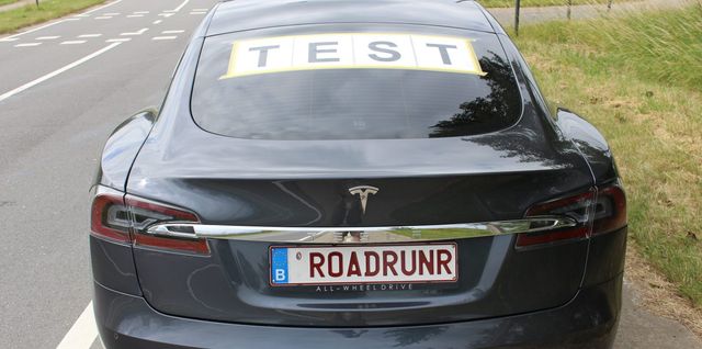 Tesla Model S - фото 176130