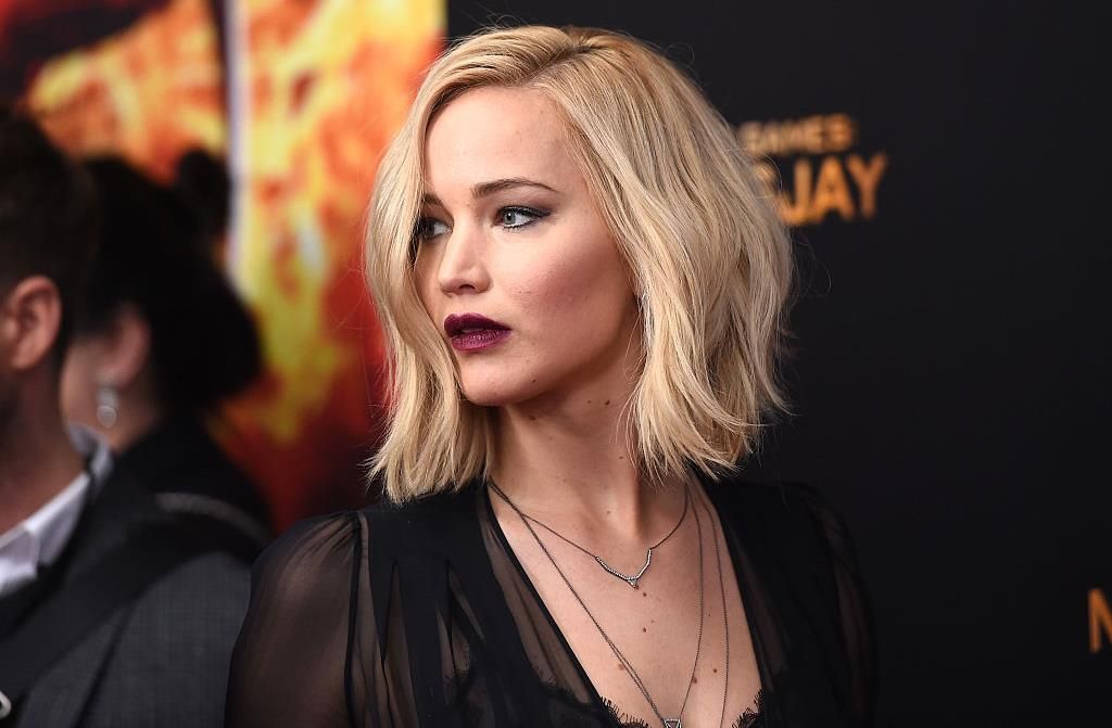 Відома голлівудська актриса накинулася на папараці: курйозне відео