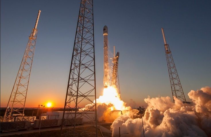 SpaceX запустить дві ракети Falcon 9 на вихідних