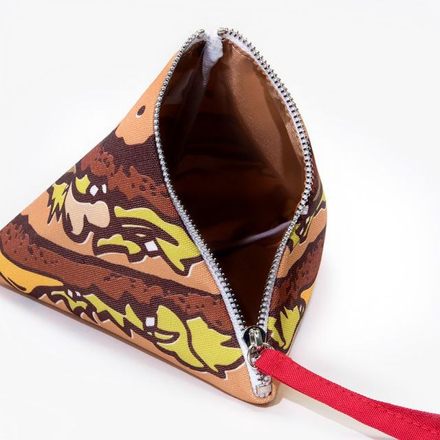 McDonald's випустив колекцію одягу - фото 172910