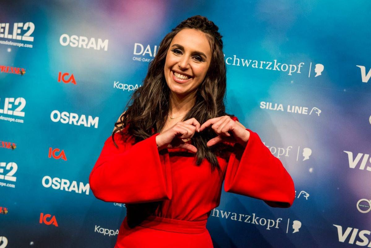 Джамала показала чуттєві світлини зі свого концерту