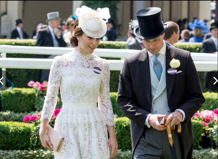 Кейт Міддлтон прийшла на королівські перегони у весільній сукні: фоторепортаж