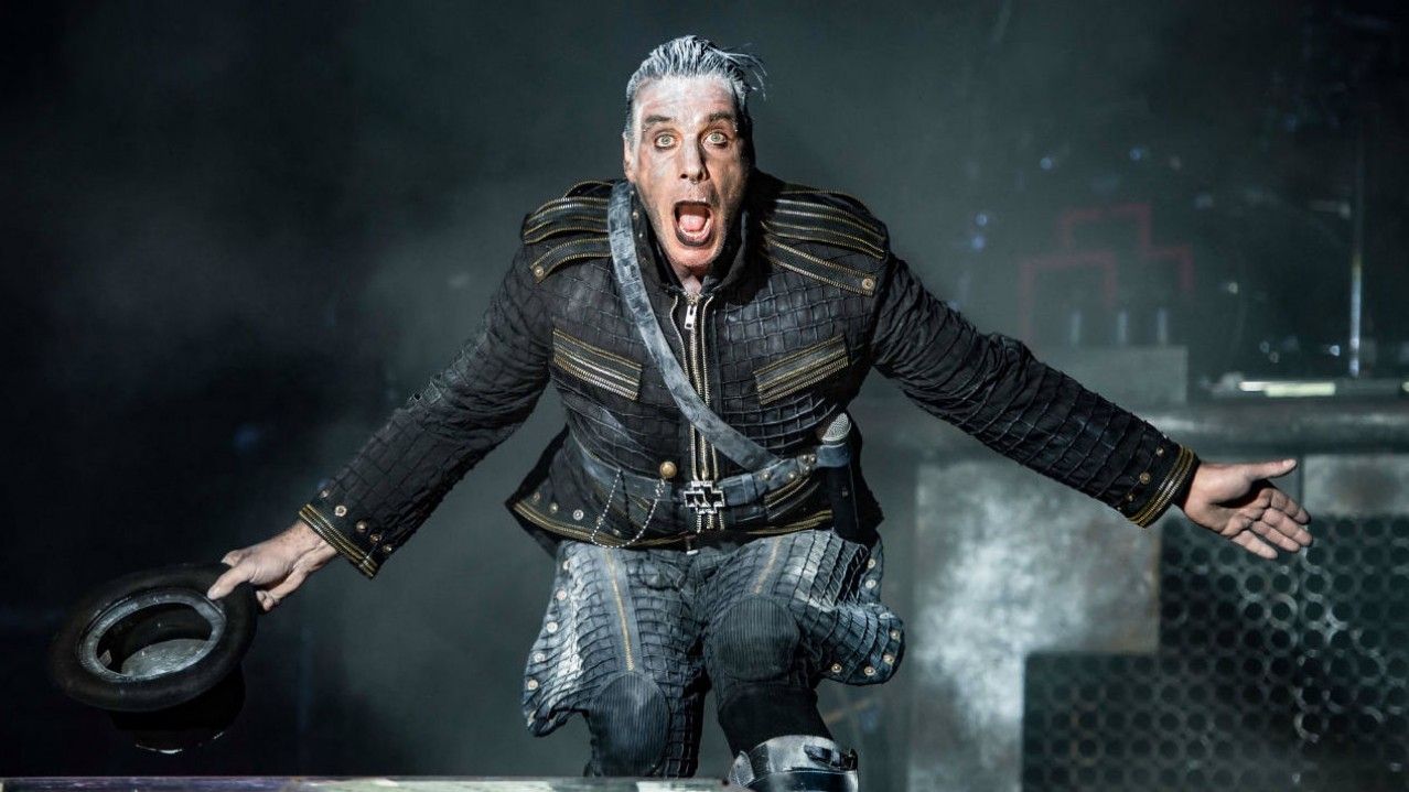 Лідер Rammstein здивував відповіддю про російське громадянство