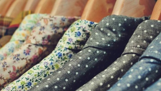 Викиньте негайно! П'ять речей, яким не місце у вашій шафі - фото 174667