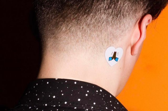 Відома акторка продавала фальшивку, прикриваючись NASA - фото 176961