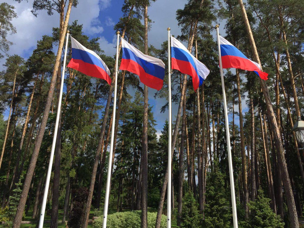 Офіційний Twitter України потролив Медведєва