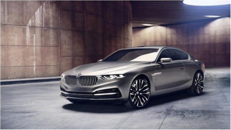 Розкішну BMW 8 Series показали на відео