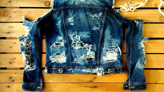 Викиньте негайно! П'ять речей, яким не місце у вашій шафі - фото 174668